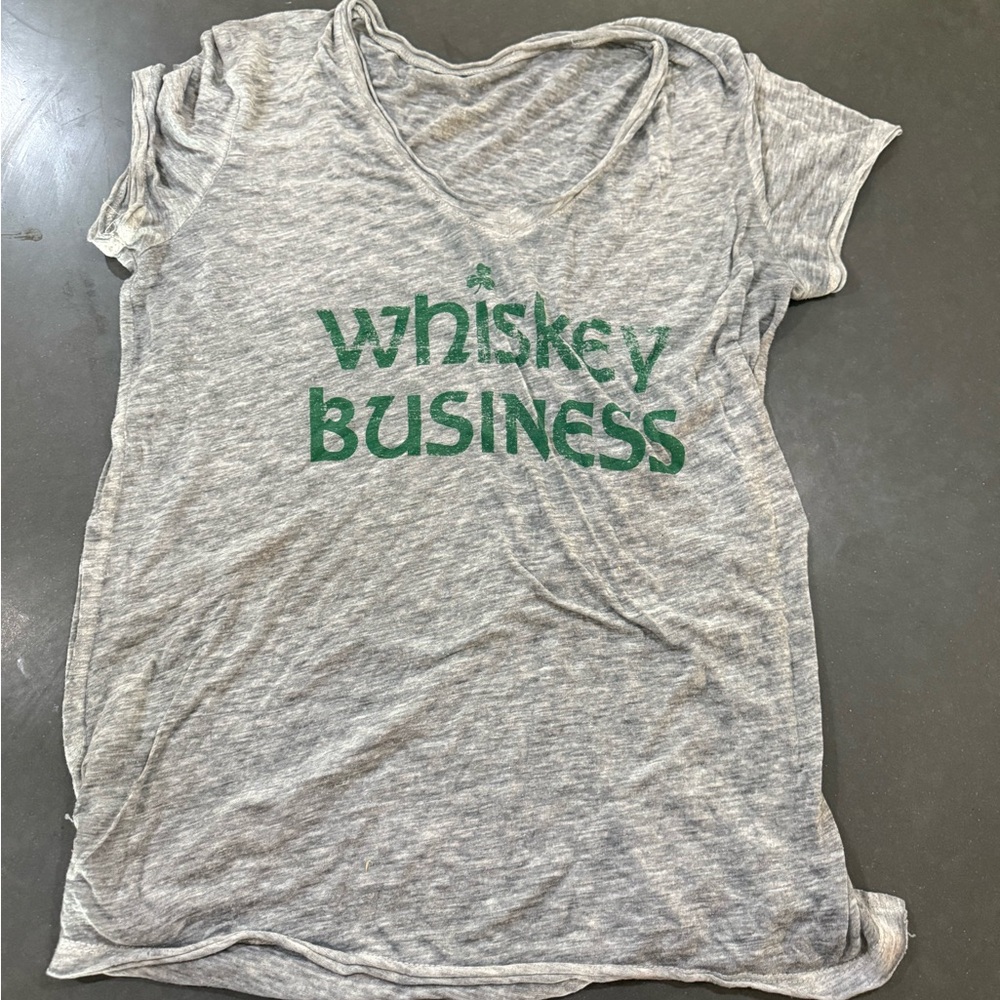 Gray St. Patricks whiskey pun Short Sleeve Tee Relaxed Fit